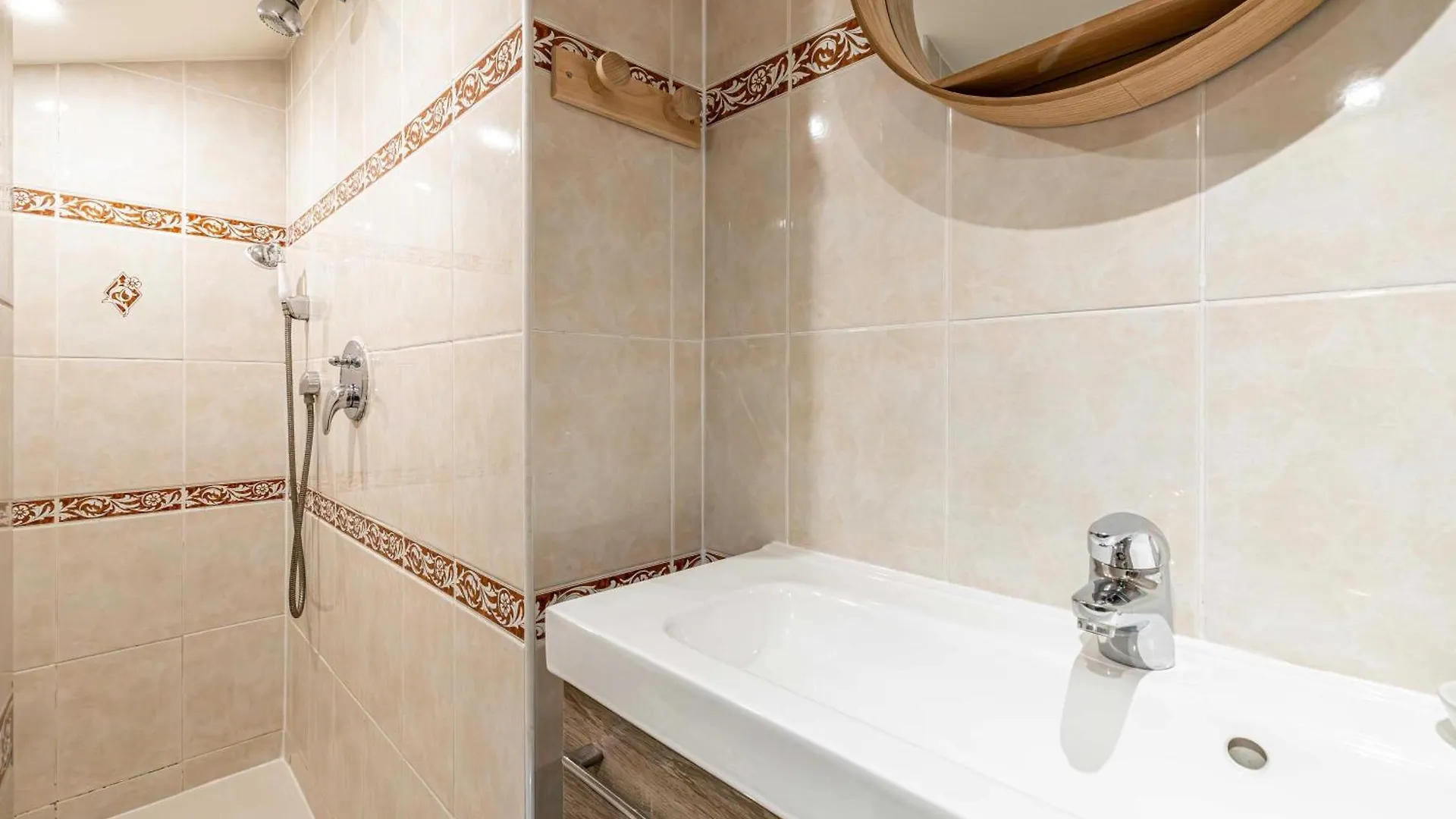 Charming Apartment Heart Of Suquet Neighborhood Cannes 0*,  France