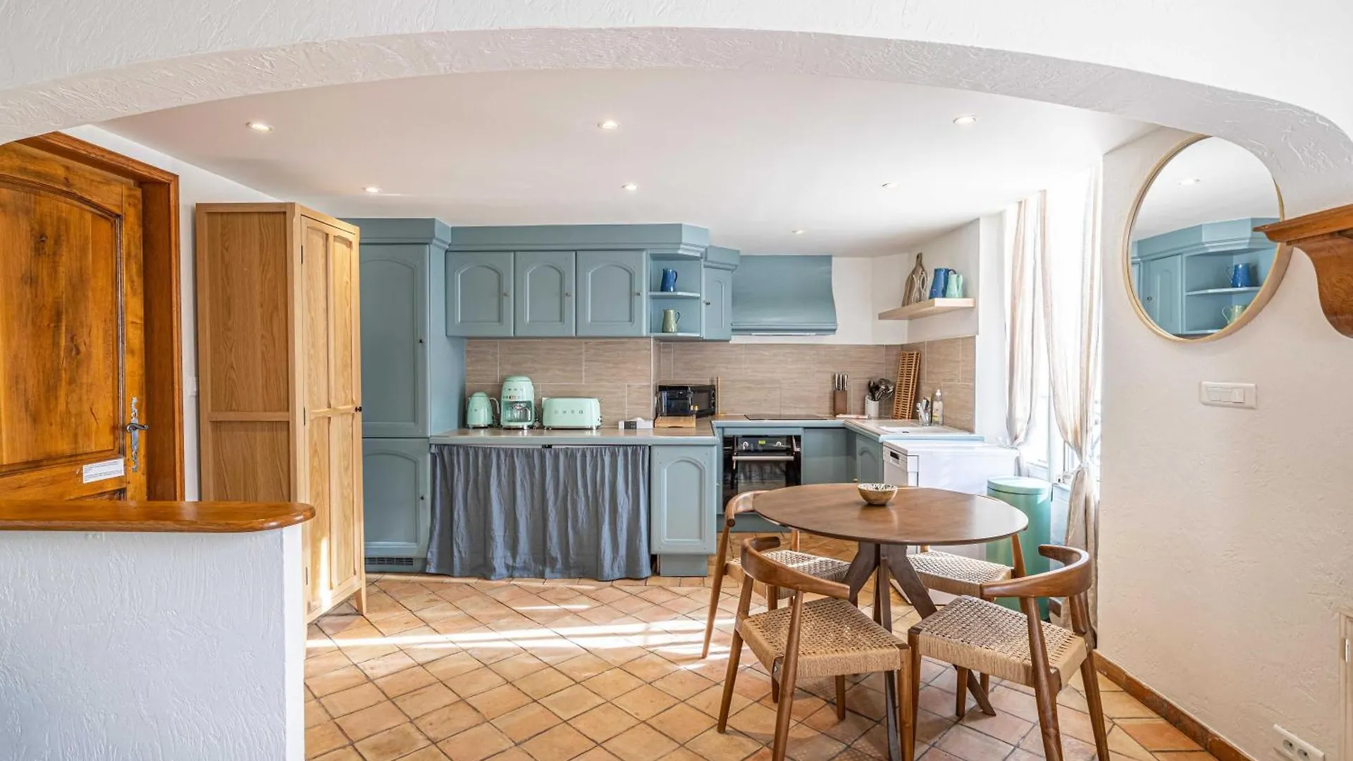 Charming Apartment Heart Of Suquet Neighborhood Cannes